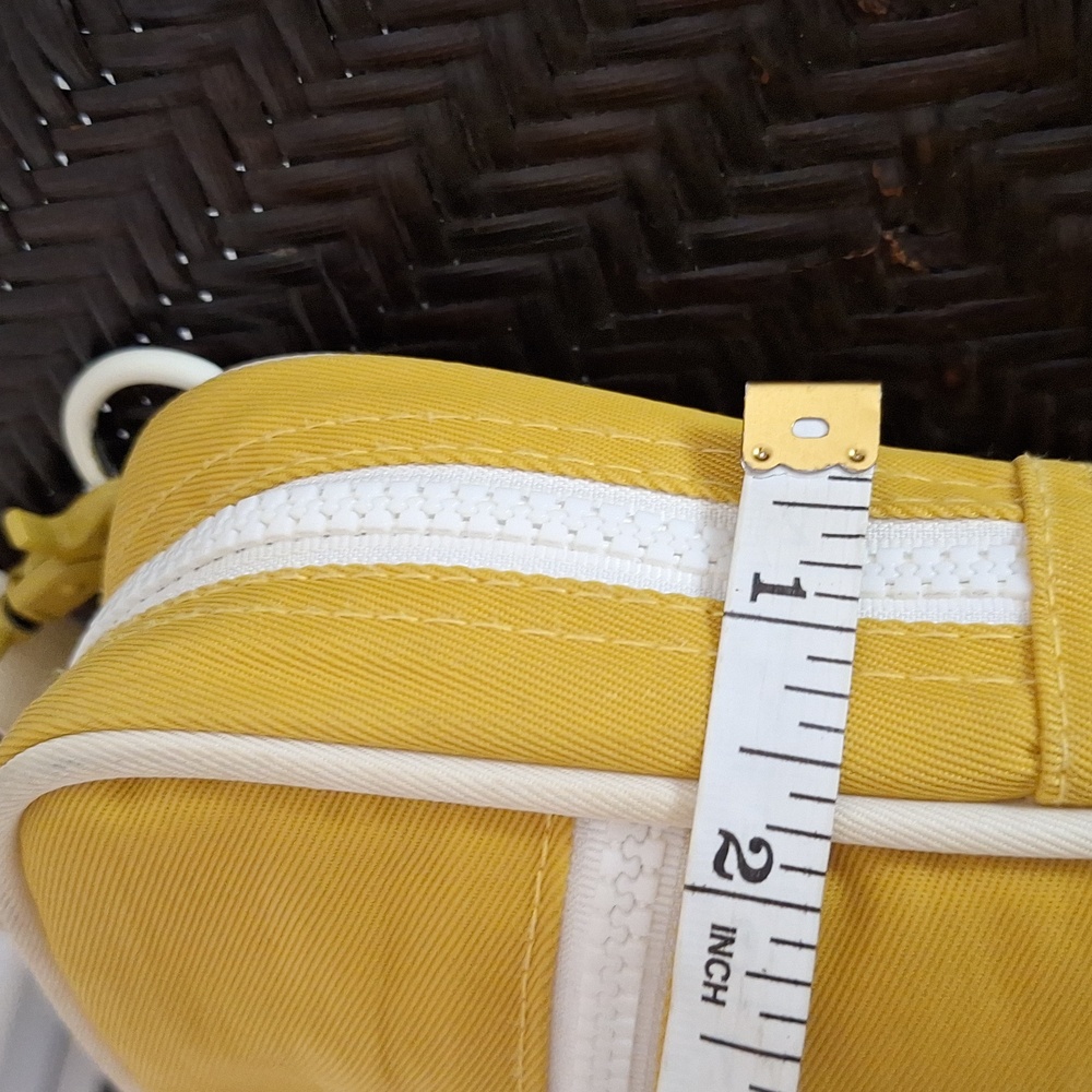Thread Crossbody Bag - Picture 8 of 13